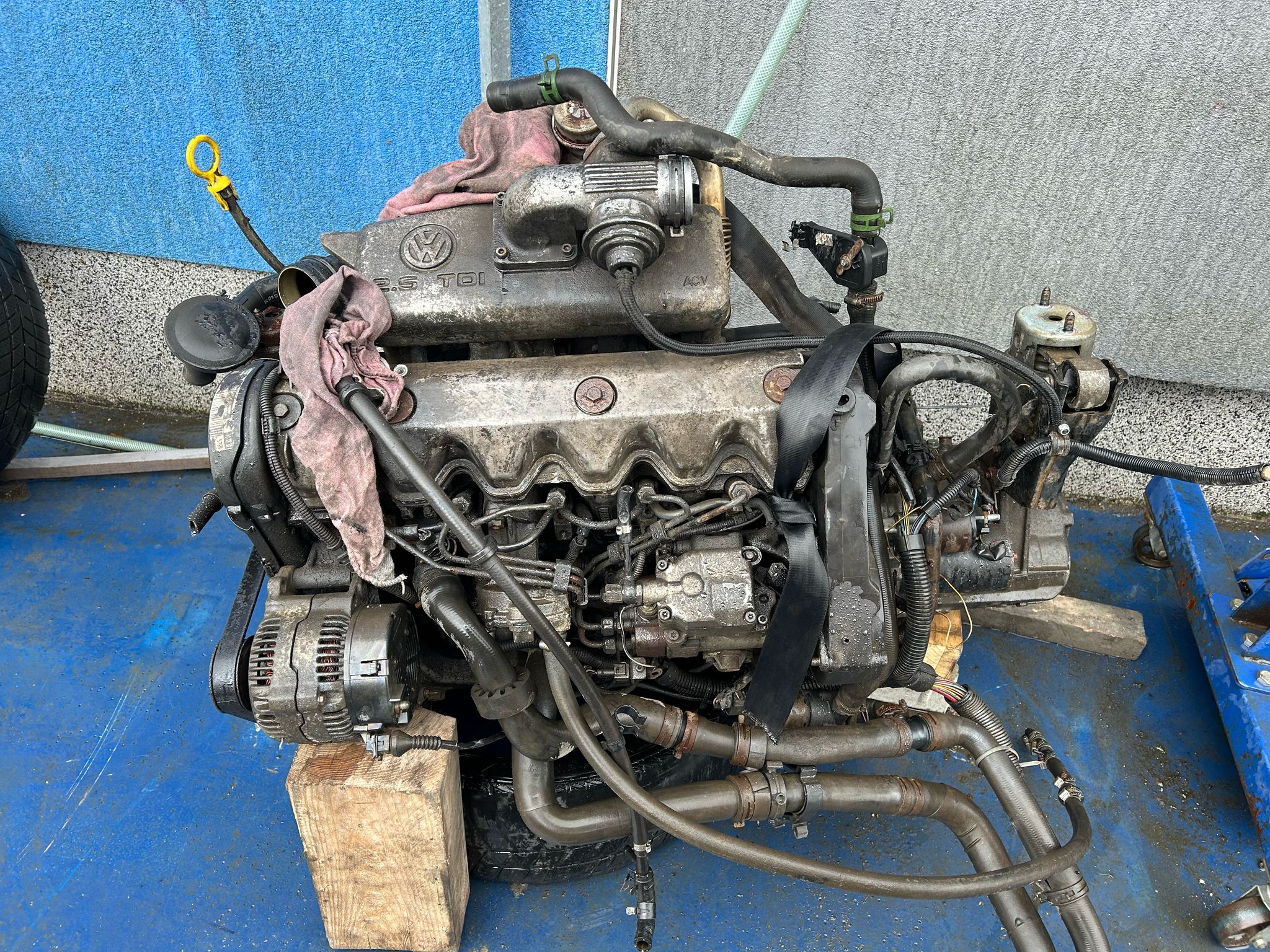 Kompletní motor 2.5 TDI 75kW